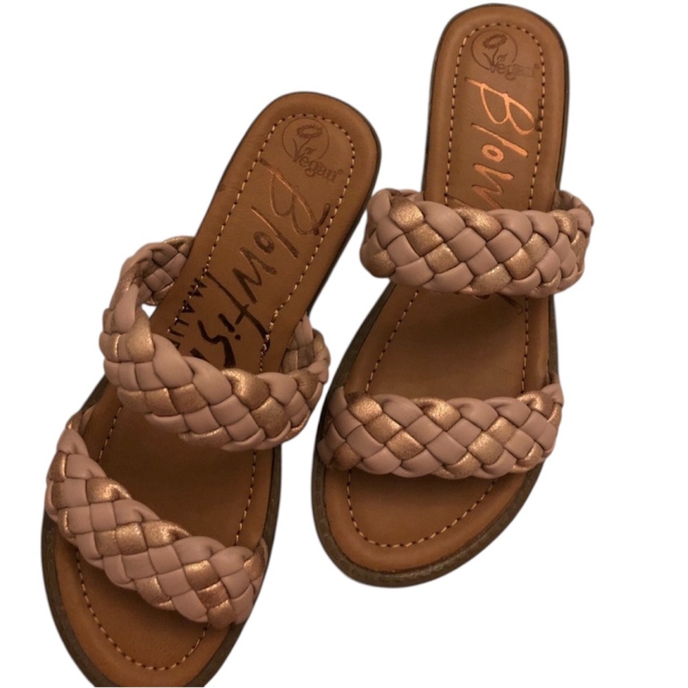 Blowfish Malibu Vegan Bolly Lotus Slide on Sandal Shoe Rose Gold 8.5m Festival
